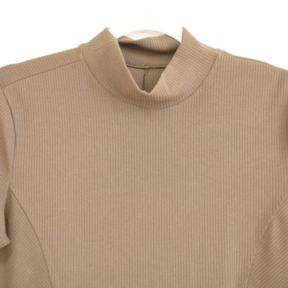 Alo Yoga Ribbed Mock Neck Short Sleeve Top Espresso Brown Athletic Shirt